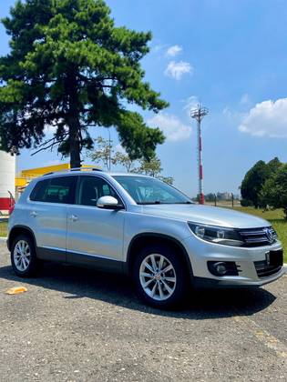 VOLKSWAGEN TIGUAN 2.0 TSI 16V TURBO GASOLINA 4P TIPTRONIC VOLKSWAGEN TIGUAN 2.0 TSI 16V TURBO GASOLINA 4P TIPTRONIC